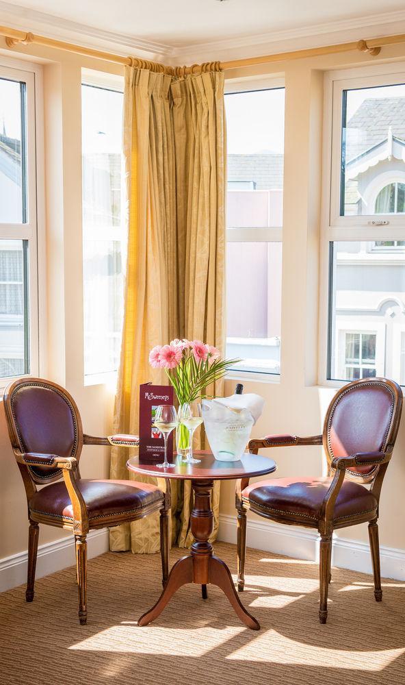 Mcsweeney Arms Hotel Killarney Dış mekan fotoğraf