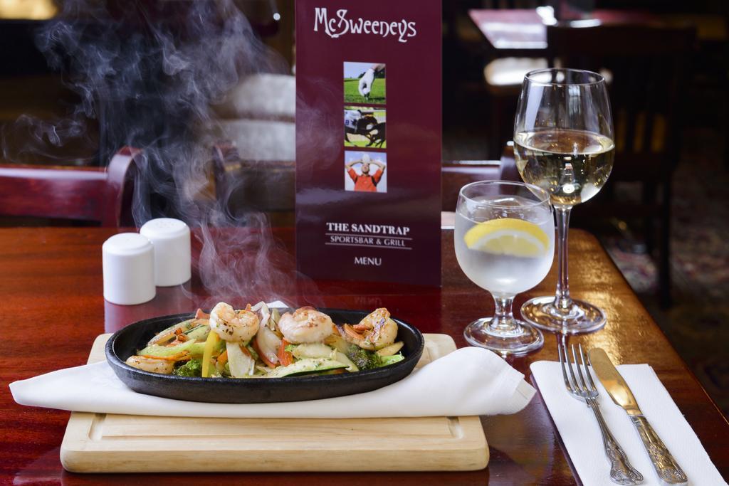 Mcsweeney Arms Hotel Killarney Dış mekan fotoğraf