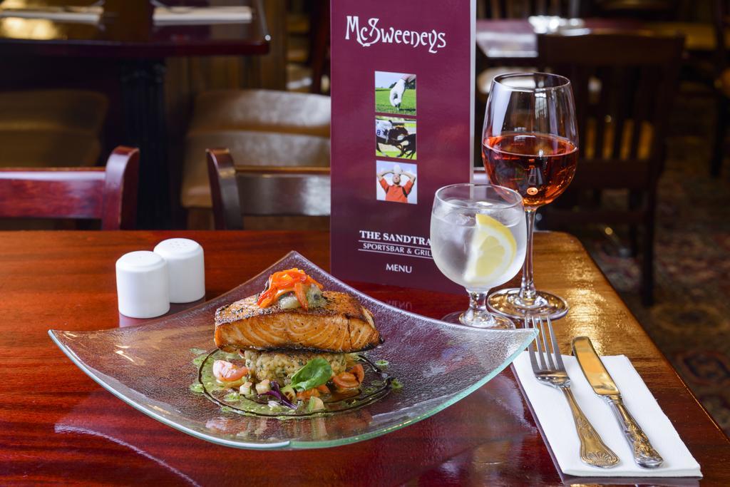 Mcsweeney Arms Hotel Killarney Dış mekan fotoğraf