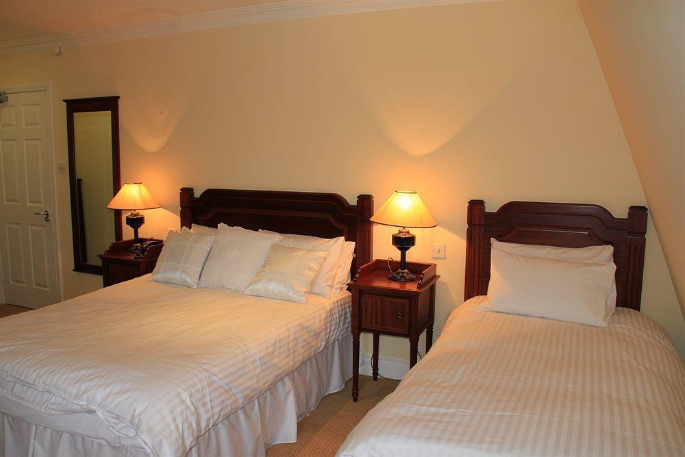 Mcsweeney Arms Hotel Killarney Dış mekan fotoğraf
