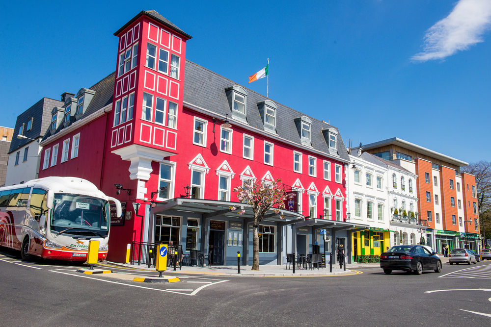 Mcsweeney Arms Hotel Killarney Dış mekan fotoğraf