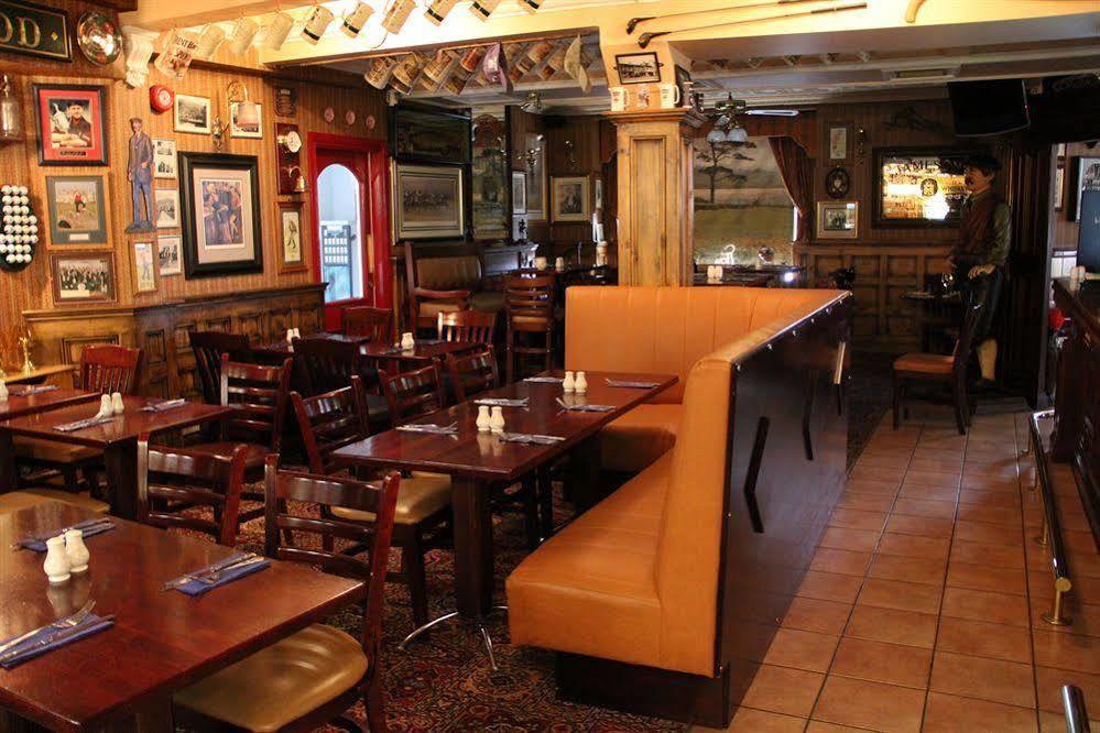 Mcsweeney Arms Hotel Killarney Dış mekan fotoğraf