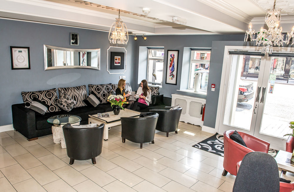 Mcsweeney Arms Hotel Killarney Dış mekan fotoğraf