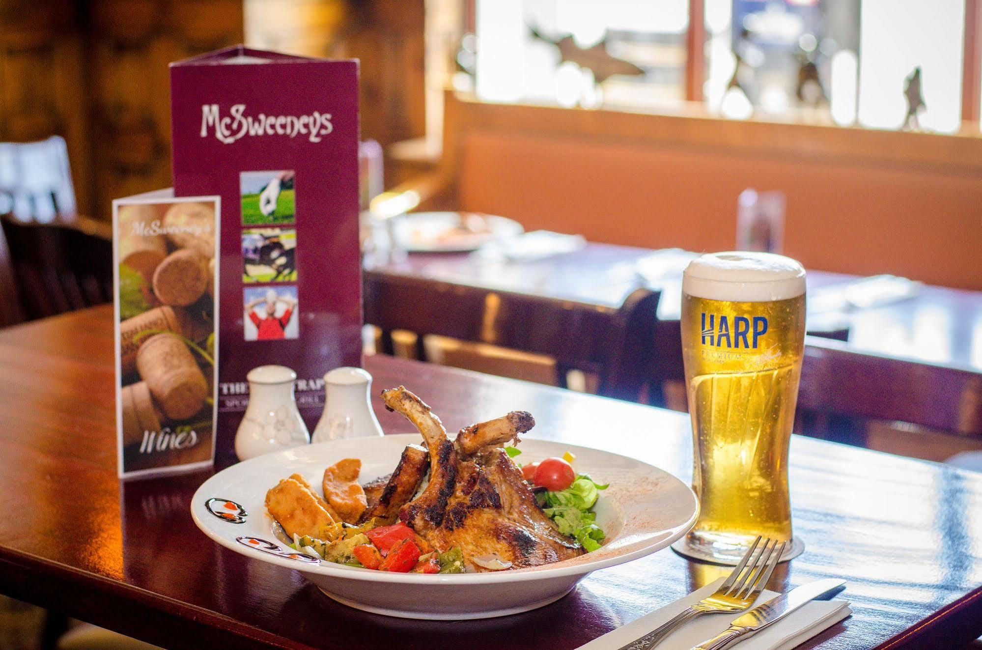 Mcsweeney Arms Hotel Killarney Dış mekan fotoğraf